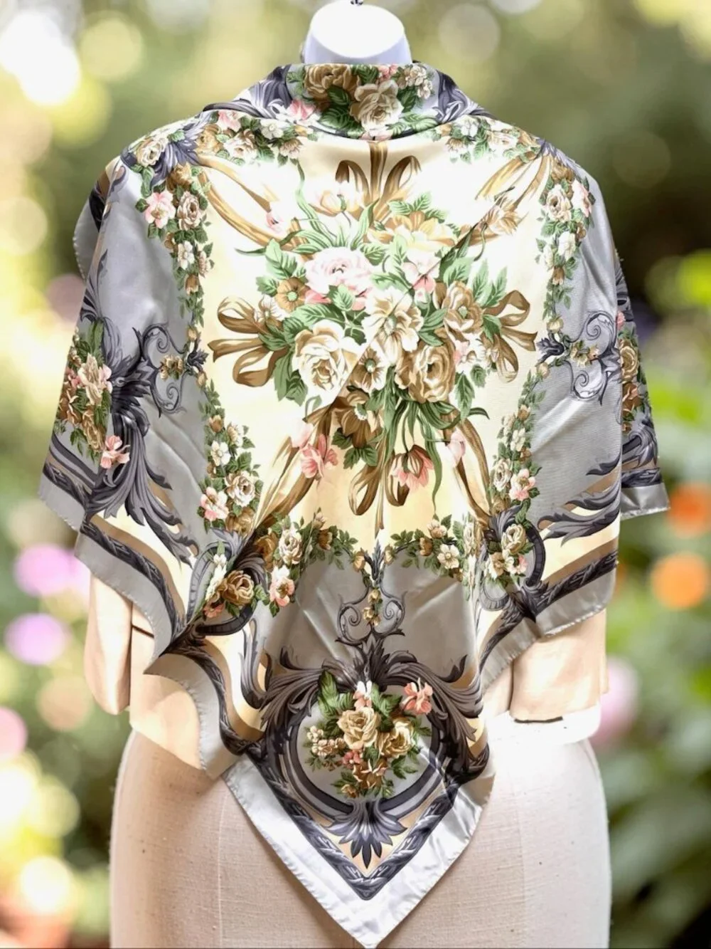 Beautiful Lancel Paris 100% Silk Satin Scarf 34" beige olive green floral (34 - Picture 7 of 9